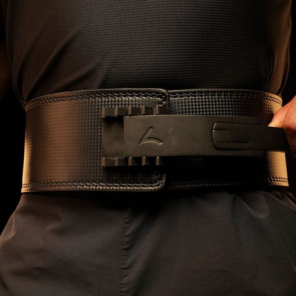 Ceinture de Force en cuir carbone avec boucle réglable (13MM)